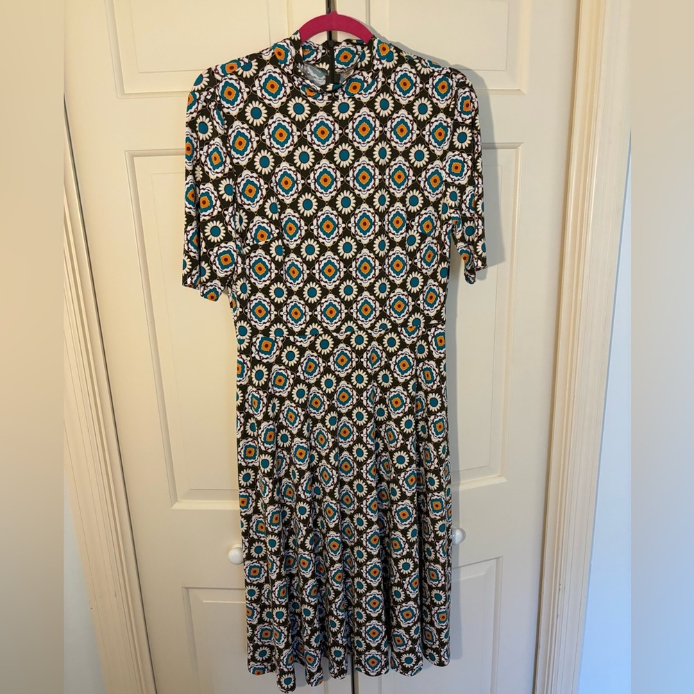 Donna Morgan graphic print swing dress, size 10